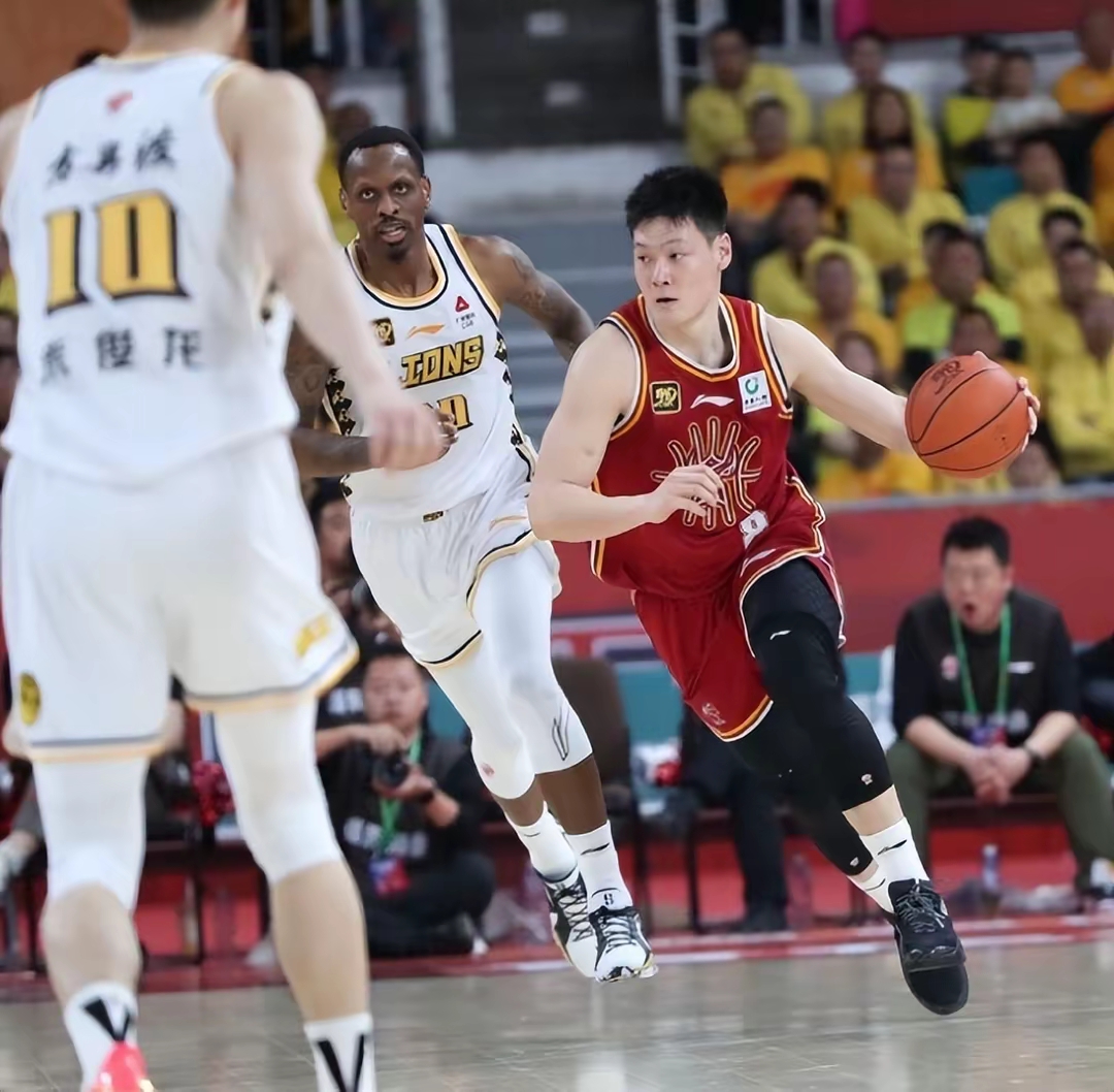 九游官网包含广厦男篮赛前战术微调马赛集结日回应争议之后，今晚亚特兰大备战欧联的词条